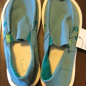 Sanuk loafers blue kids size 1